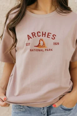 Dongguan Huoyoung Apparel Co Arches Park Tee-Mocha Brown Clearance