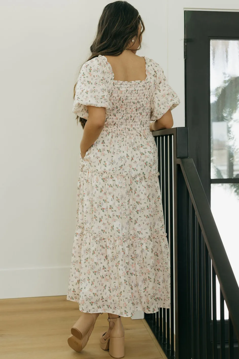 Dongguan Huoyoung Apparel Co Belle Dress-Apricot Floral Neutral Clearance