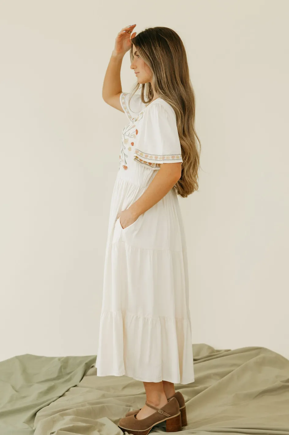 Tea N Rose Carina Dress-Ivory Neutral New