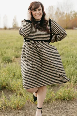 Dongguan Huoyoung Apparel Co Mae Dress-Tan/Black Neutral Best