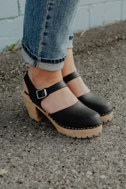 Mia Abba Clog-Black Fashion