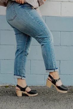 Mia Abba Clog-Black Fashion