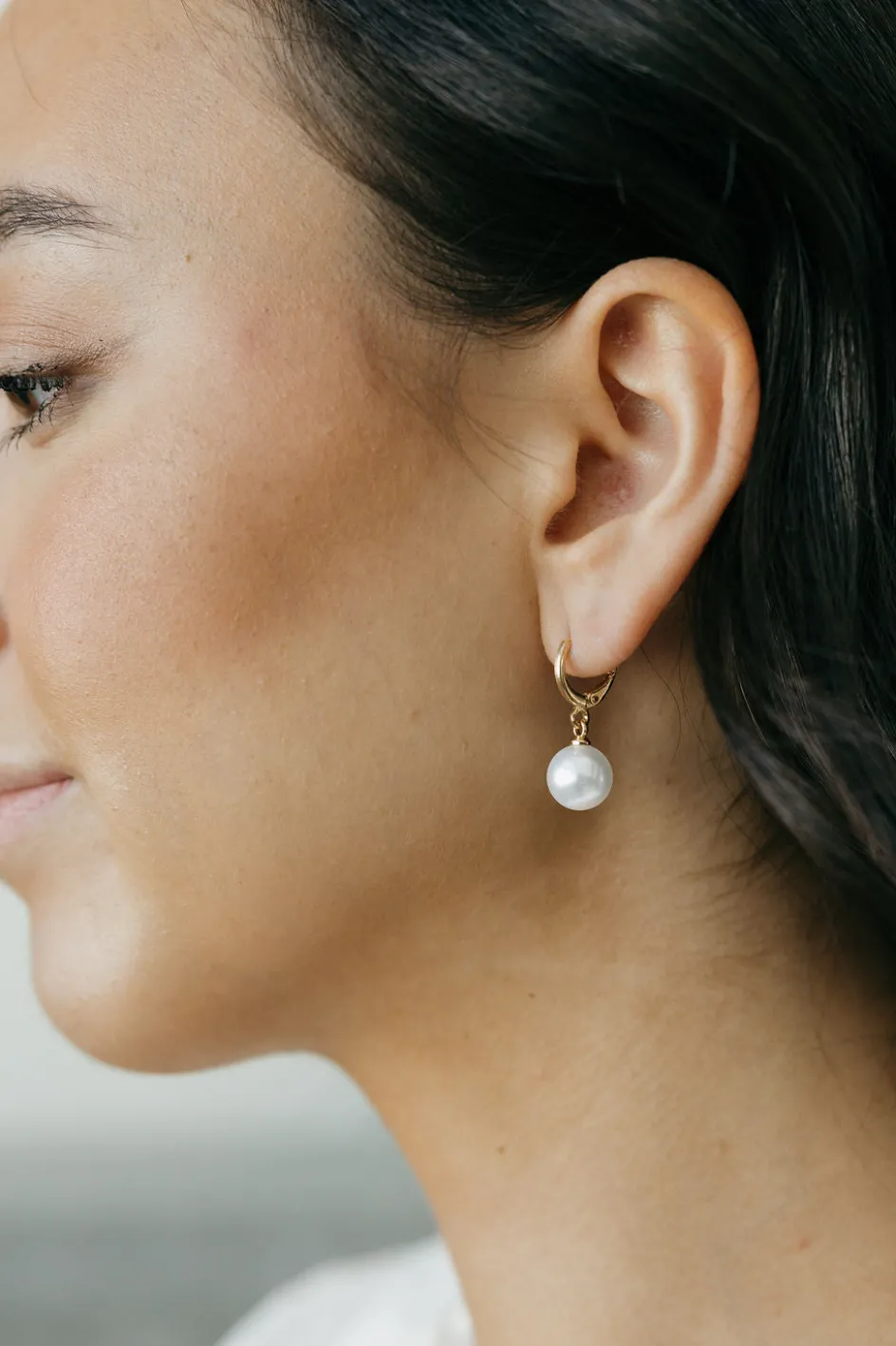 Ali Express Parissa Pearl Hoop Earrings- Gold Sale
