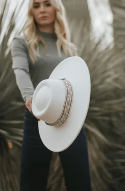 Ellison Positive Energy Hat-Off White Sale