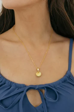 Ali Express Precious Pearl Locket- Gold Clearance