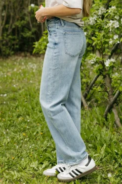 Vervet Rennie Denim-Medium Light Blue Hot
