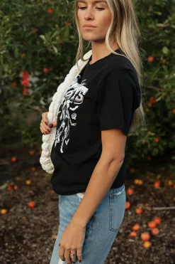 Honestee Spooky Cowboys Tee-Black Best