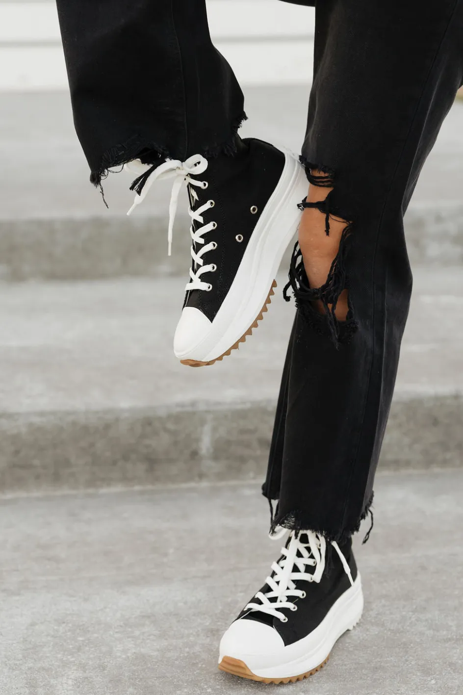 ccocci Thandos Sneakers-Black New