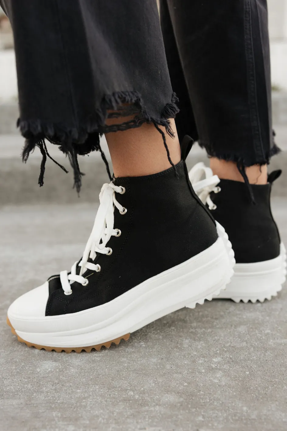 ccocci Thandos Sneakers-Black New